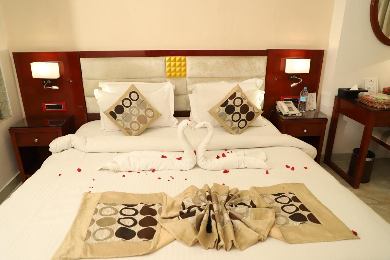 Republic Hotel Patna  Exterior foto